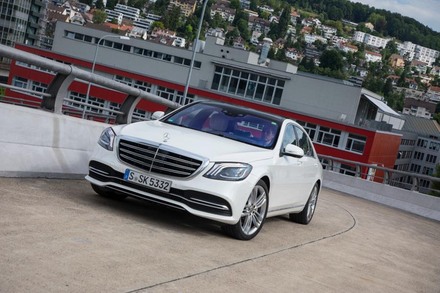  Mercedes-Benz S560 Lang 2017 года  (WW) (фото 39 из 50)